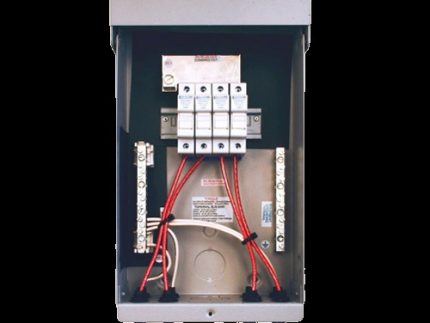 MidNite Solar MNPV4-MC4